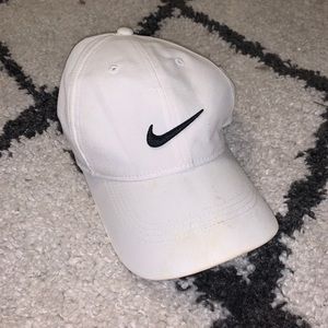 Nike golf hat